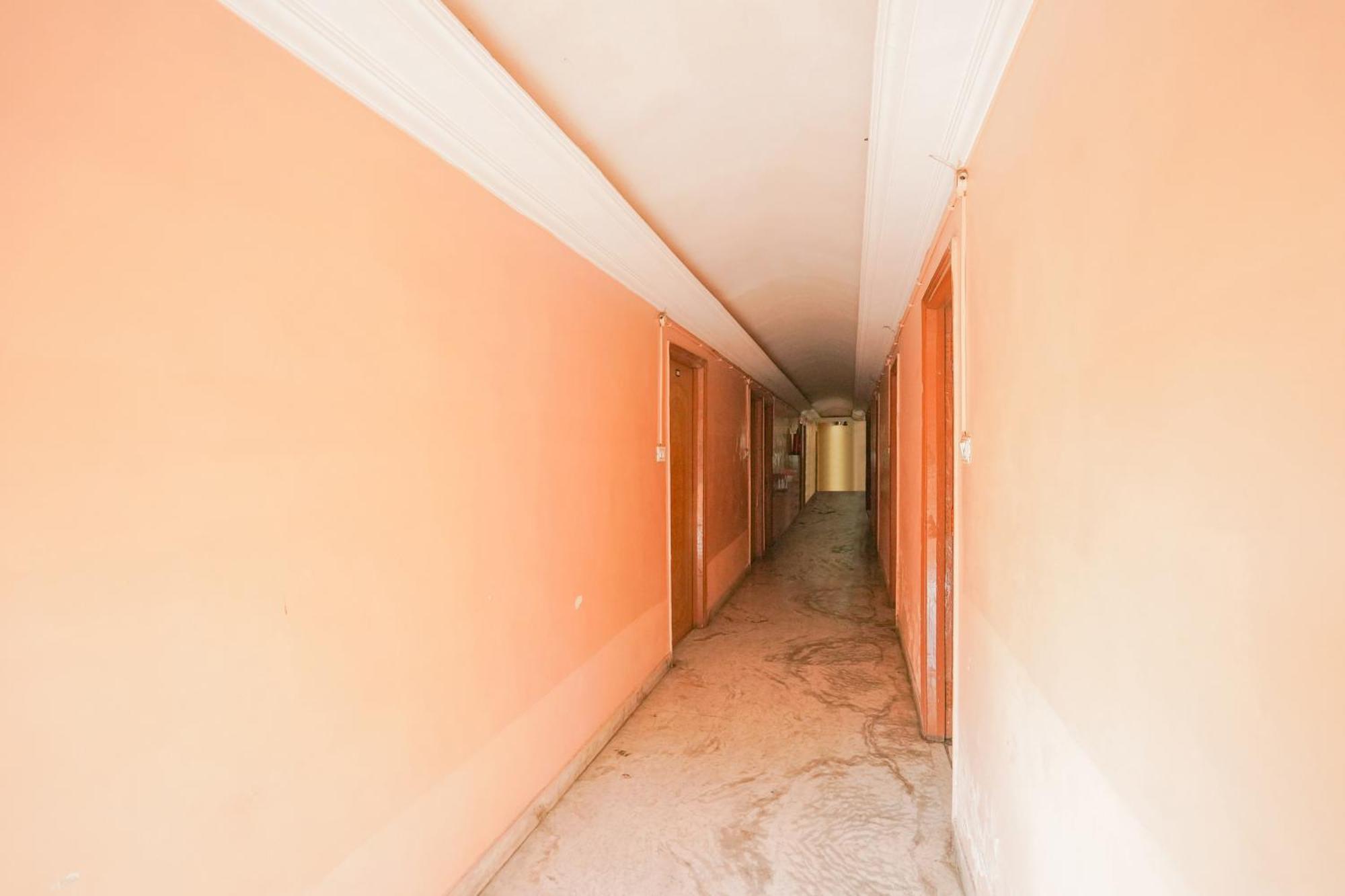 Hotel O Capital Raipur  Luaran gambar